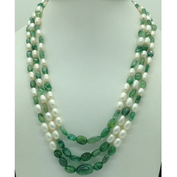 White oval pearls with green bariels 3 layers necklace jpm0420