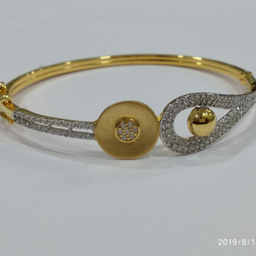 diamond ladies bracelet 18 carat by 