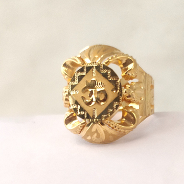 916 Gold Gents Ring by 