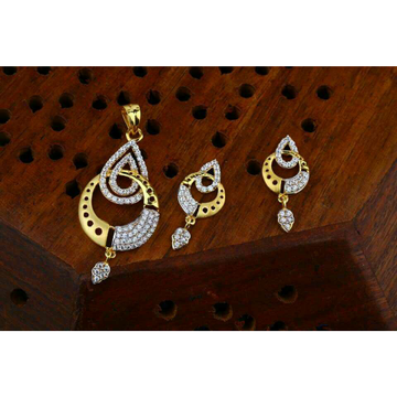 Traditional Rodium pendent set 22kt
