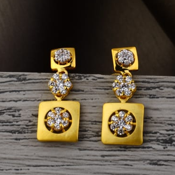 916 Gold Hallmark Ladies Exclusive Jummar Earrings...