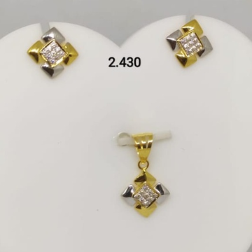 916 Gold Cz Pendant Set by 