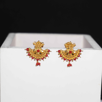 916 Gold Stylish Earrings