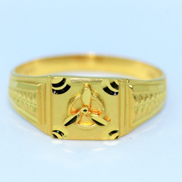 Gold gents ring by 