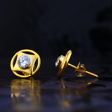 single Diamond seting earrring by Aaj Gold Palace