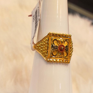 916 Gold Hallmark Square Design ring by Panna Jewellers