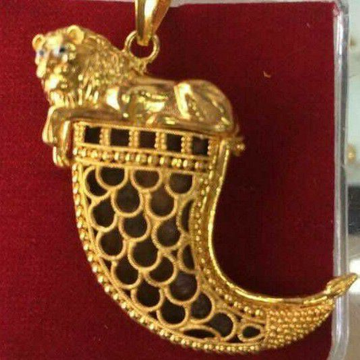 916 Gold Handmade Vagh Nakh Cover Pendant