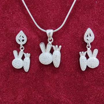 925 silver teddy shape chain pendant set by 