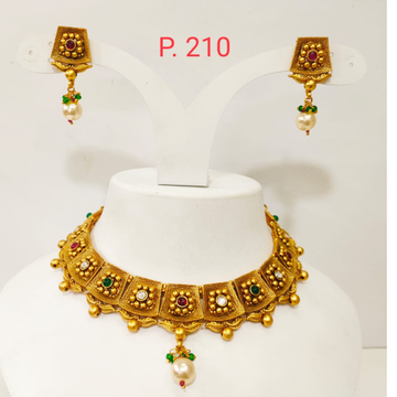 Antique Square Shape Gold plated choker set with B...