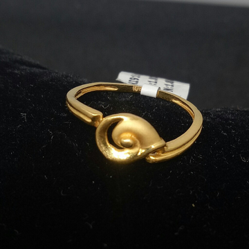 22kt Gold Ring by 
