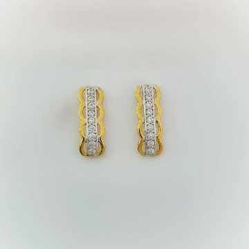18k Exotic Earrings by Madhav Jewellers (TankaraWala)