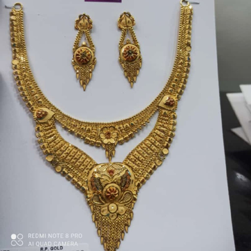 gold set 916 by Parshwa Jewellers