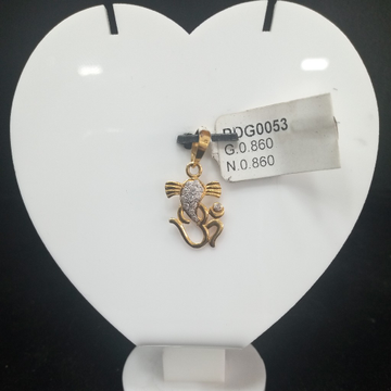 ganpati casting pendant by Aaj Gold Palace
