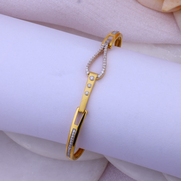 fancy ladies bracelet in pure gold by 