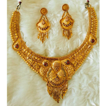 Gold Necklace Set Butii by 