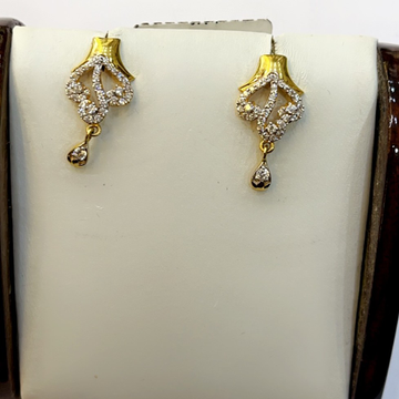 22k gold cz diamond earrings by Shree Godavari Gold Palace