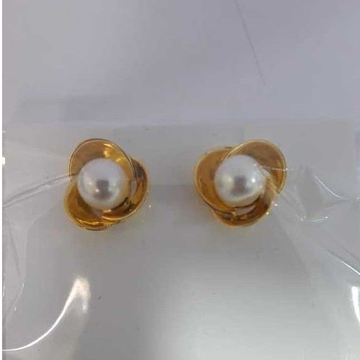 Pearl Earrings by Madhav Jewellers (TankaraWala)