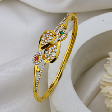 22k gold delicate designer bracelet for woman. by 