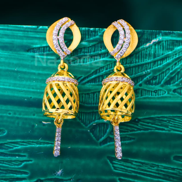 22KT Gold CZ Ladies Designer Jhummar Earrings LJE4...