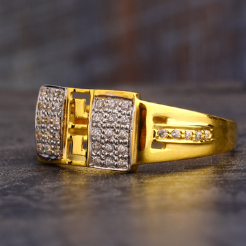 22KT Gold CZ Hallmark Designer Gentlemen's Ring MR...