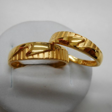 22 carat fancy couple ring by 