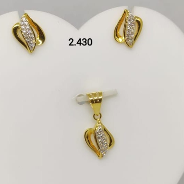916 Gold Cz Pendant Set by 