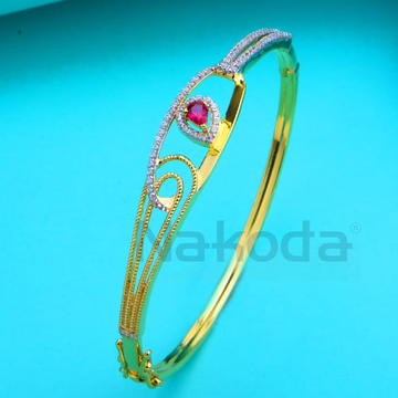 750 Gold Ladies Classic Kada Bracelet LKB230