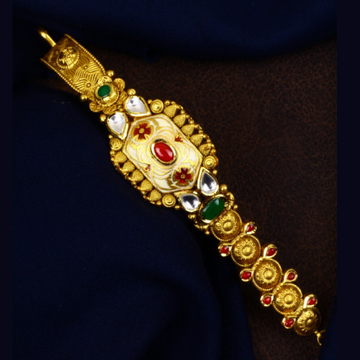 22K Gold Square Shape Antique Jadtar Ladies Bracel... by 