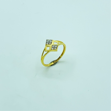 22ct gold diamond ring by 