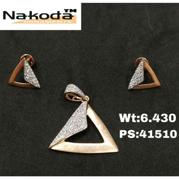 18K Ladies Fancy Rose Pendant Set