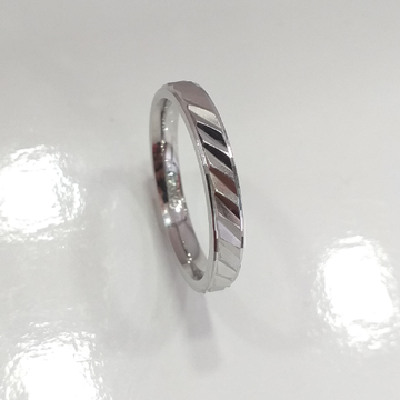 Thumb Rings For Women | 1/10 Carat Diamond Thumb Ring In 14 Karat Rose Gold