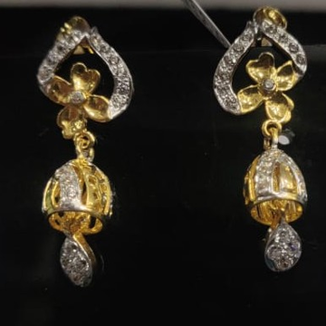 22 kt gold earring by Aaj Gold Palace