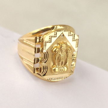 916 Gold Gents Ring by 
