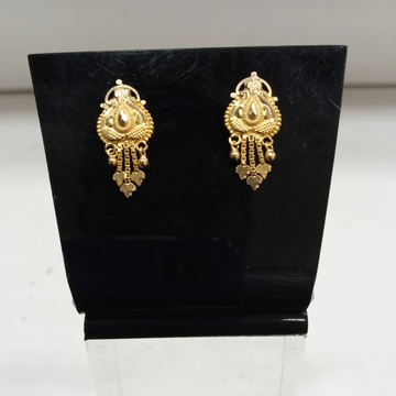 Fancy earring by Aaj Gold Palace