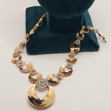 18K Rose Gold Stylish Necklace Set by 