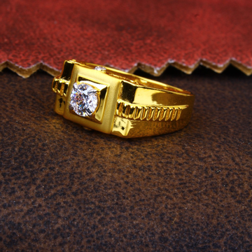 gold square round  diamond Ring 133 by 
