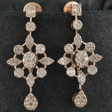 18Kt Gold Daily Wear Diamond Earring by 