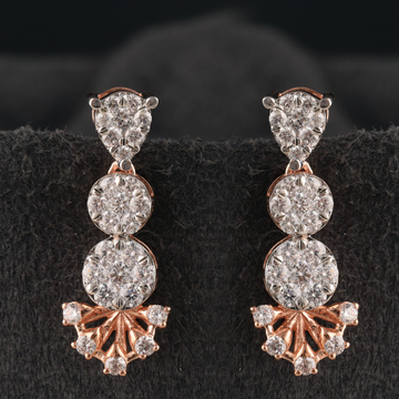 18Kt Gold Trending Diamond Earring by 
