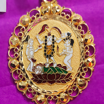 Gold jogani mataji pendant by Saurabh Aricutting
