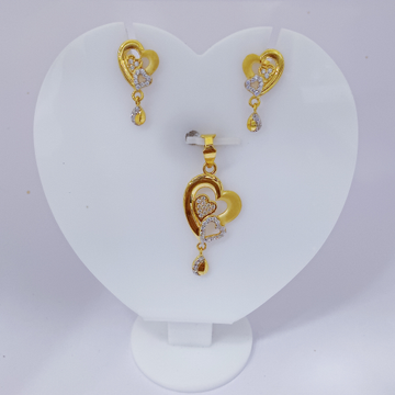 22k Gold Exclusive Heart Shape Pendant Set by 