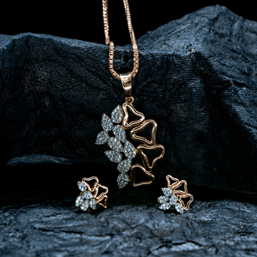 18ct Rose gold pendant set by 