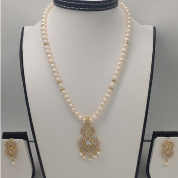 White cz pendent set with round pearls mala jps0022