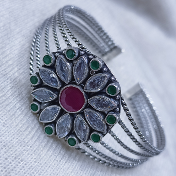 925 Pure Silver Antique Cut Stone Kada Bracelet