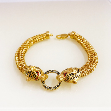 Showroom of 22 kt real solid yellow gold lion men's bracelet