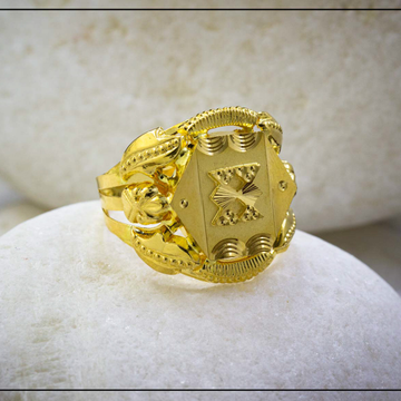 Buy quality 22 kt gold casting om pattern fancy gents ring in Ahmedabad