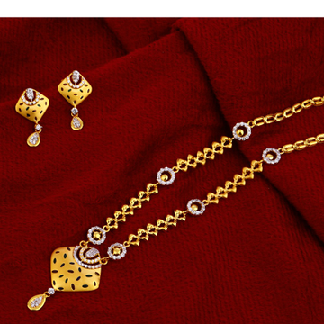 22ct  Gold Hallmark  Designer  Chain Necklace  CN8...