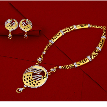 22CT Gold Delicate Hallmark Necklace Set LN39