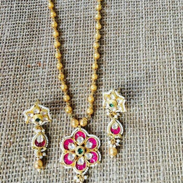 22k gold jadtar pink flower design necklace set by Panna Jewellers