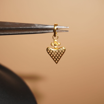 22k Gold Fine Pendant 65R186