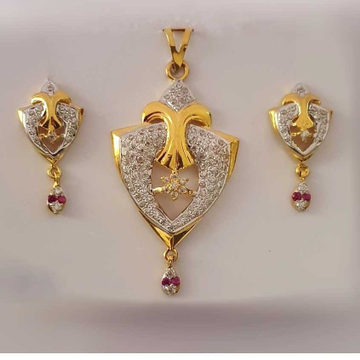 Fancy pendant set by Madhav Jewellers (TankaraWala)